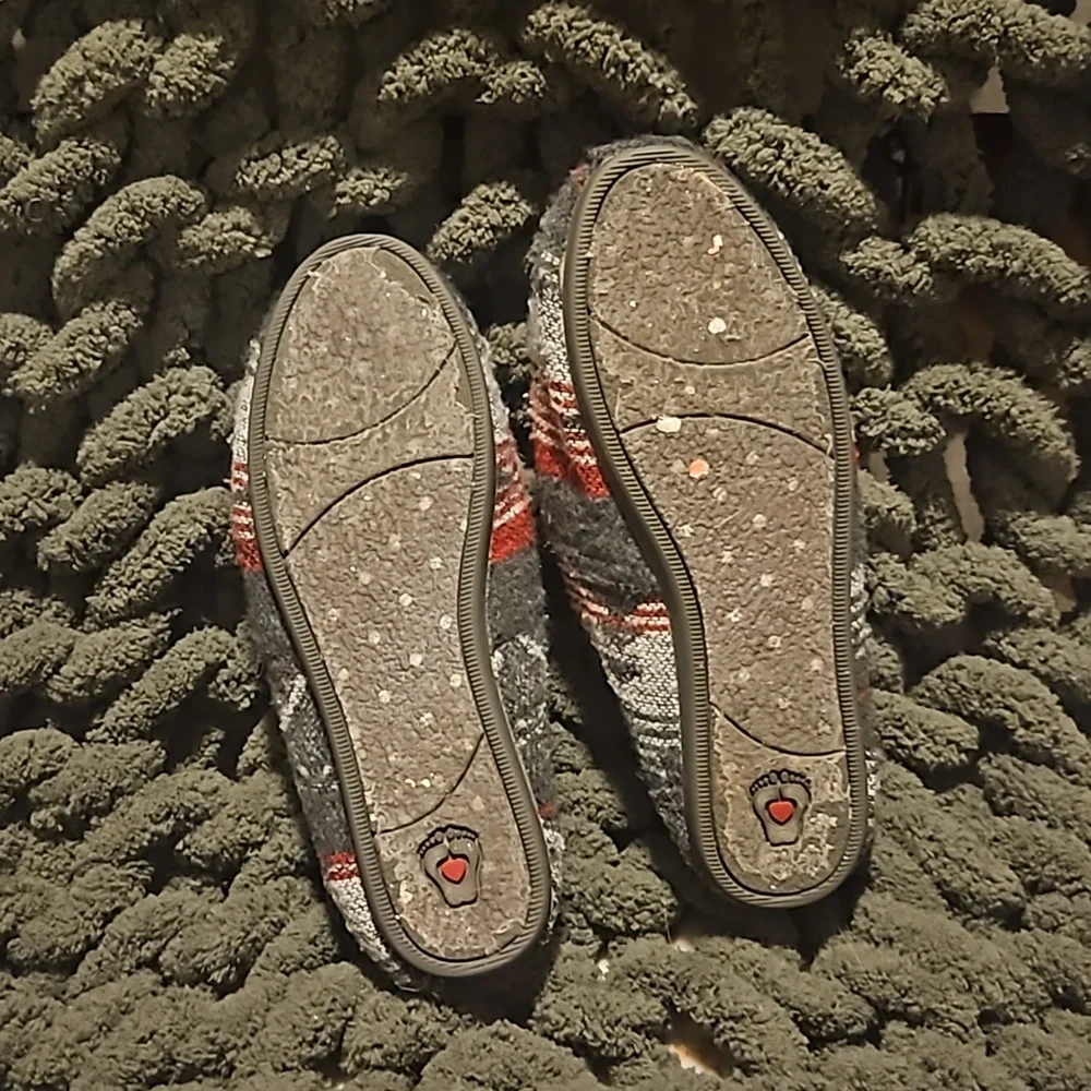 Bobs Aztec flates - Picture 2 of 4